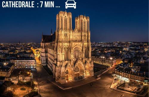 CK Suite & Spa Reims - Foto 34