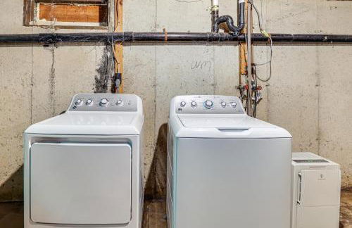 Private Pool! Getaway, 14 Mi to Hammonasset Beach - Foto 24