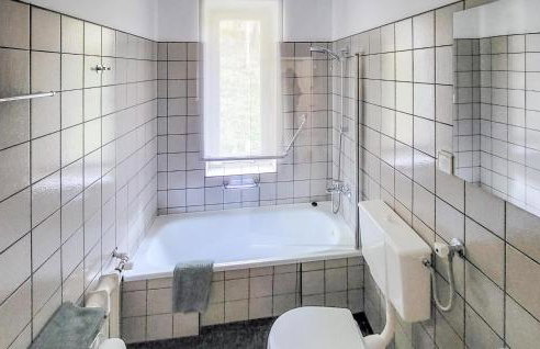 6 Bedroom Amazing Home In Mucharz - Foto 38
