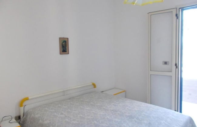 Comfortable Apartment Near the Beach - Photo 36