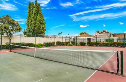 Lux Modern Pet Friendly | Pool | Hot Tub | Tennis - Photo 19