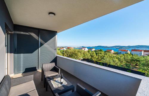 CROWONDER Sun Dance Apartments with Heated Swimming Pool Seaview and Garden - Foto 34