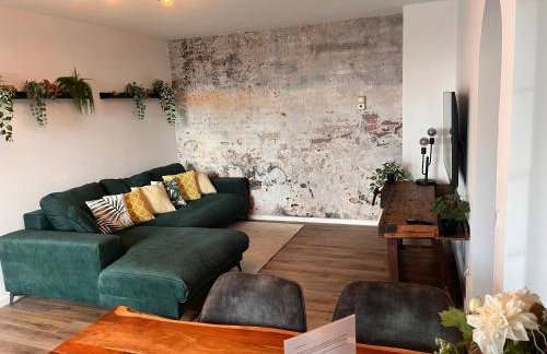 Chrisma Apartments - Photo 6