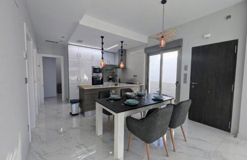 Fee4Me Villa, Pool, Roofterrace & Relax - Foto 42