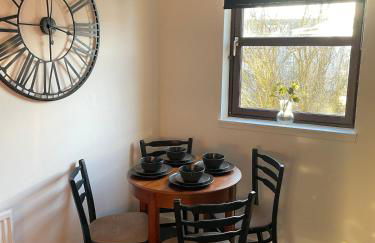 5 Roslin Place- 2 Bed Apartment - Photo 6