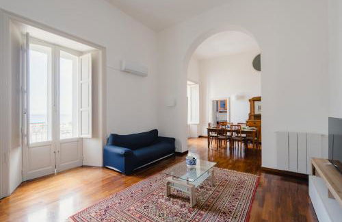 Charming Sea View Loft by Mare&Dimore - Foto 14