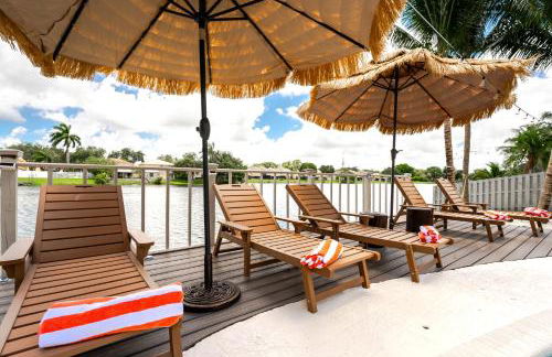 Waterfront Villa with Beach, Game Room, Cinema and Spa - Foto 6