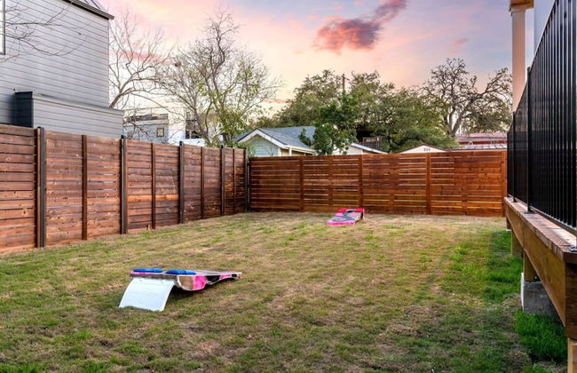 Chic 4BR Pool House - Steps to South 1st Street - Foto 19