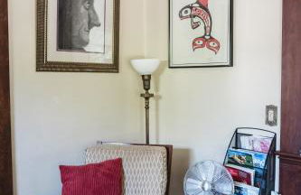 Southeast Portland Comfy & Eclectic Craftsman Home - Foto 25