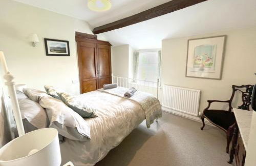 Glan y Morfa Welsh farmhouse overlooking Dyfi Estuary Rated 4 star Visit Wales - Photo 24