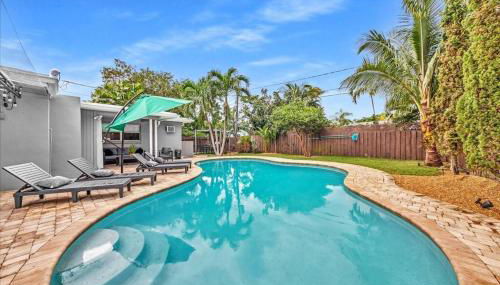 Sunny Days Getaway, 5BD Heated Pool Family Home! - Foto 2