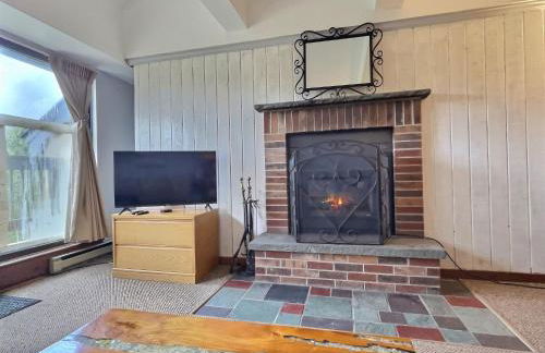 LilBear- AC, Pool, Sauna, Hot Tub, Near Resort - Foto 19