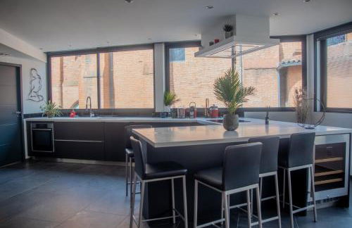 Loft 150 m2 Jacuzzi, Sauna et Massage - Photo 10