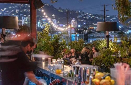 Hollywood Penthouse with Balcony Pool and Hollywood sign View with Free parking - Foto 23