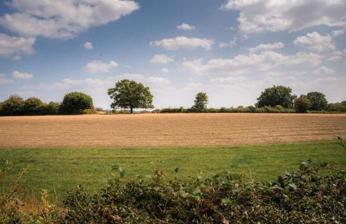 Family & Contractors 3 BR Bungalow Cot Garden Netflix Coffee Station - Foto 3