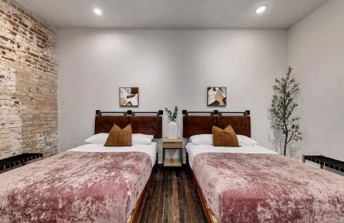 Downtown loft w parking & rooftop Apt 102 - Foto 26