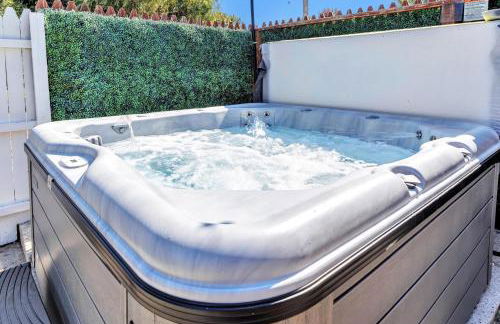 Lazy River Villa - Hottub! Fenced Yard! Fire Pit! - Foto 10