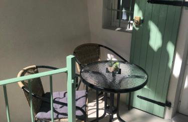 Vieil Antibes, ravissant 2p avec petite terrasse - Foto 4