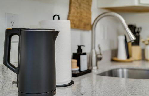 Bright & Cozy Modern Studio, Fast WiFi, Quiet, Walkable to University of Portland - Foto 28