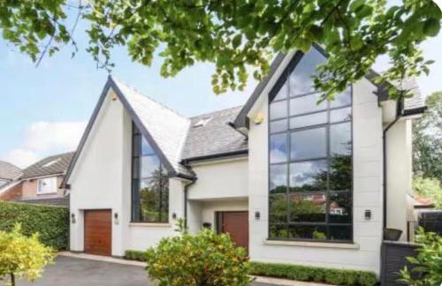 Luxury 5 Bed All En-Suite Cinema Room - Foto 41