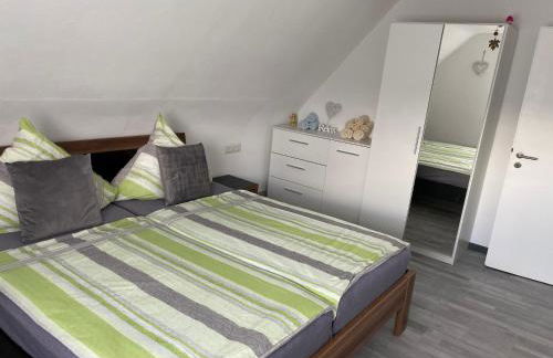 3-Zimmer Ferienwohnung Friedrichshafen nahe Stadtzentrum Bodensee 1-4 Personen - Foto 9