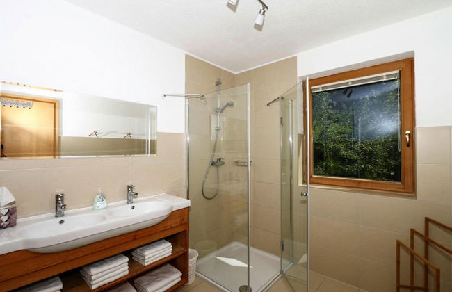 Chalet in Zell am Ziller Near Ski Lifts - Foto 12