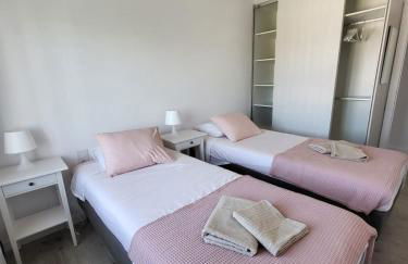 Torredembarra cosy, well equipped house, 5 min. from the beach - Foto 10