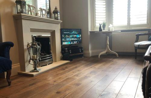 Stamford Park Road by YourStays, A wonderful family townhouse in a superb location! - Foto 19