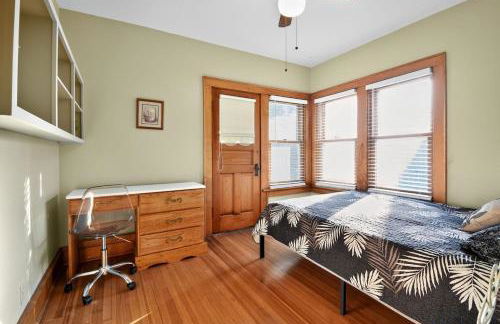 Historic Omaha Manor DT Near Zoo and Pool Table - Foto 10