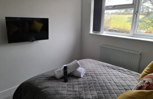 SAV 5 Bed Luxury House Leicestershire - Photo 17