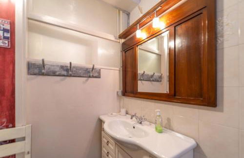 Vintage Home in the hamlet with lake view - Photo 35