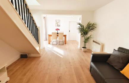 Colindale Garden with 2 parking spaces - Foto 6