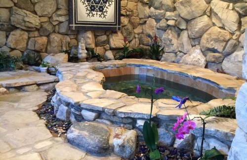 Family Nature Retreat Near LA with Indoor Grotto Pool - Foto 16