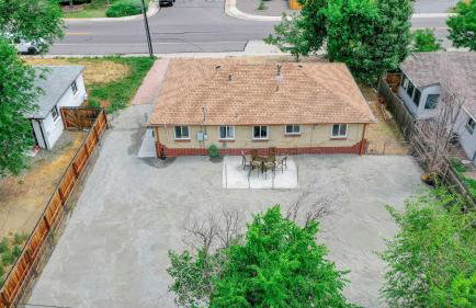 Arvada Private Family Home with Two King Beds - Foto 26