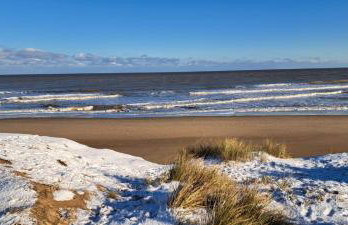 Belle Aire Beach Retreat at Hemsby with FREE WIFI Bed linen included Freely tvs in bedrooms and FREE onsite entertainment - Foto 23