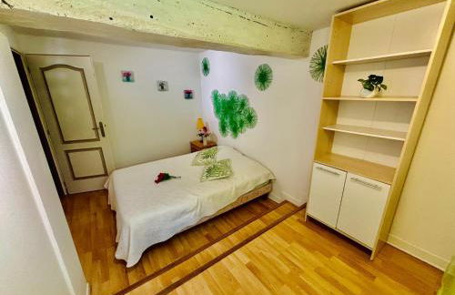 Le bienvenu - 90m2 4 chambres - Gites Montvaltin - Foto 7