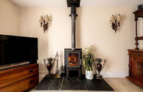 Cosy Farmhouse in Bibury - Dog Friendly & Hot Tub - Foto 20