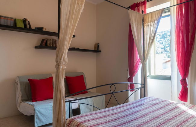 Villa Il Casale Onifai Intera - Foto 12