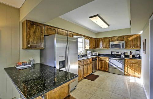 Pet-Friendly Daytona Beach Home, Walk to the Ocean - Foto 7