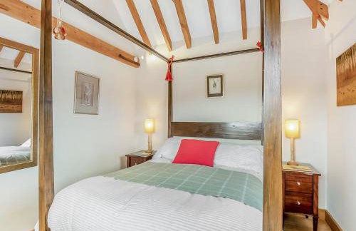 Coblye Barn - Photo 9