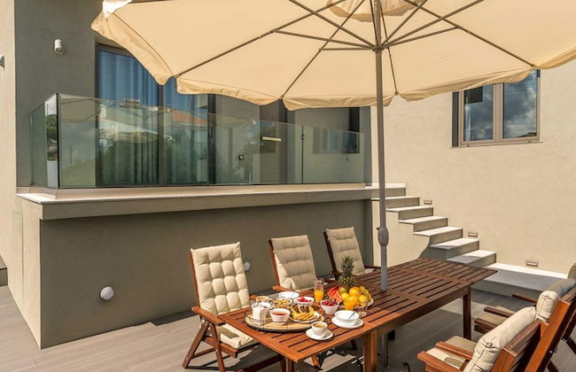 Nama Luxury Villa 250m From the sea Makry Gialos - Foto 13