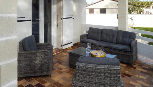 Awesome Home In Pierrelatte With Wifi - Foto 3