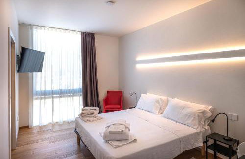 [Attico di Design] a 5 min da Centro e Fiera - Foto 16