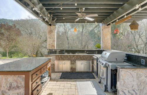 Pool, Peacocks and Views! Lavish Retreat in Gilroy - Foto 38