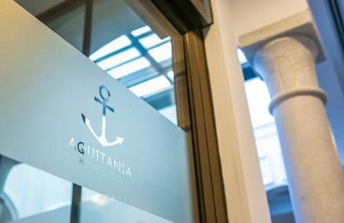 Aquitania Home Suites - Photo 53