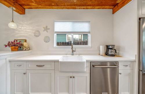 Charming 2 BDR Seaside Cottage - 5 Min to Beach - Foto 38