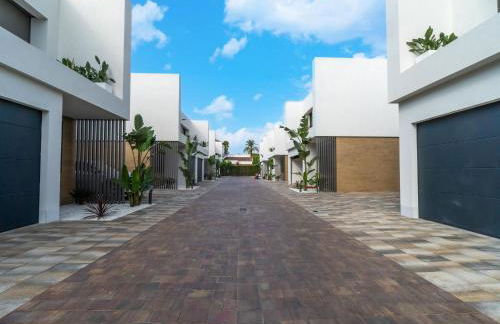 Sunny Villa by Platja Ardiaca - Photo 36