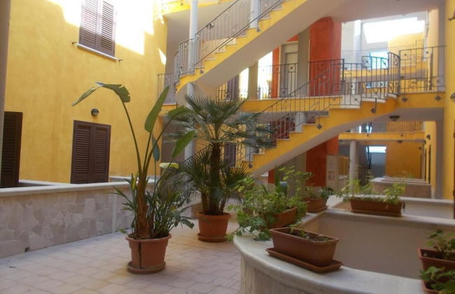 Cozy Retreat Near Baia Verde Beaches - Foto 15