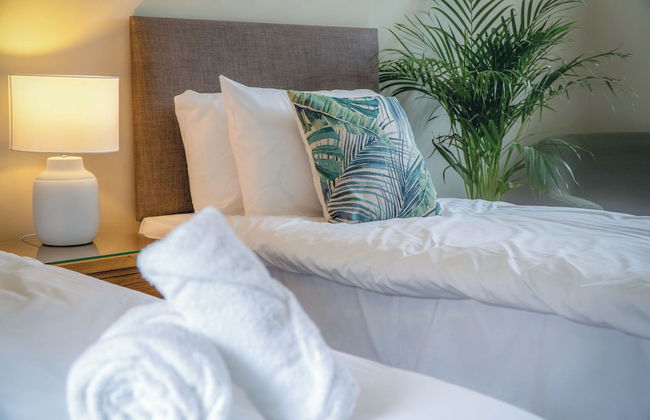 Hill House - 4 Bedroom - Llanrhidian - Photo 6