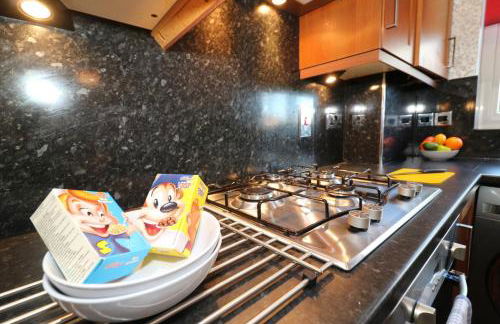 Signature - Chapelhall House - Photo 56